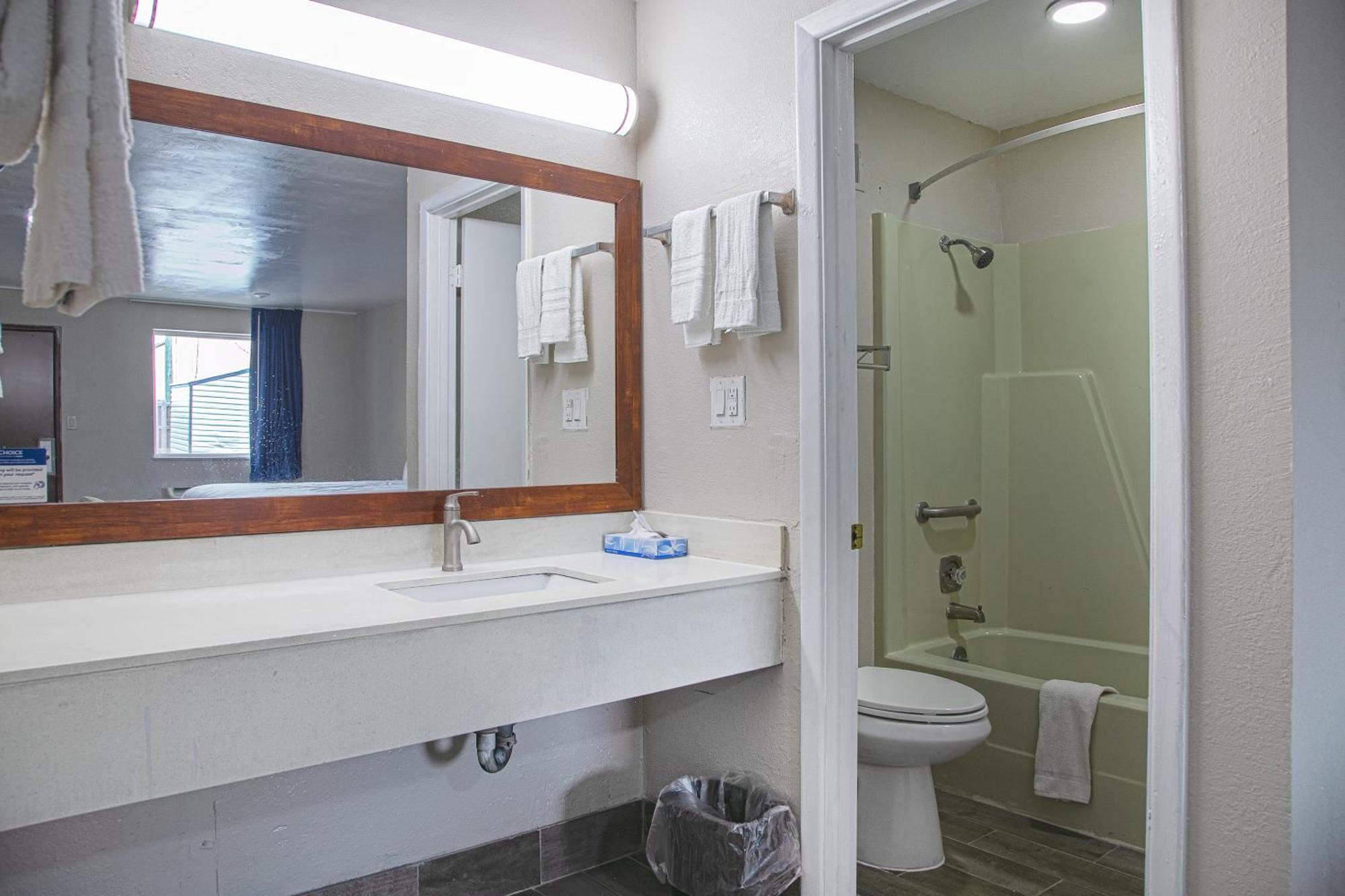 Masters Inn Augusta Washington Rd, I-20 ภายนอก รูปภาพ