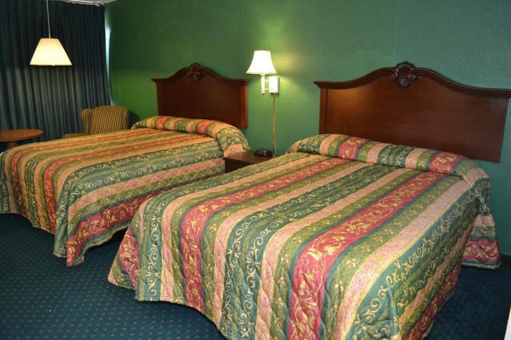 Masters Inn Augusta Washington Rd, I-20 ภายนอก รูปภาพ